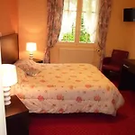 فندق Le Petit Chaperon Rouge 2*