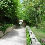 Le Petit Chaperon Rouge فندق Coux-et-Bigaroque-Mouzens
