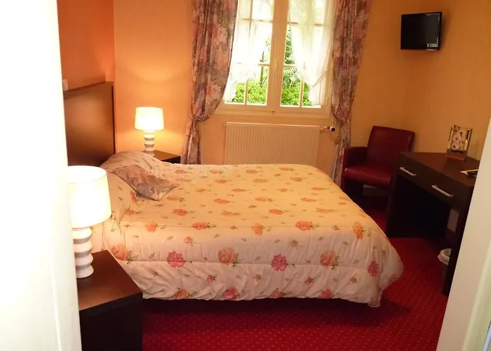 Hotel Le Petit Chaperon Rouge 2*